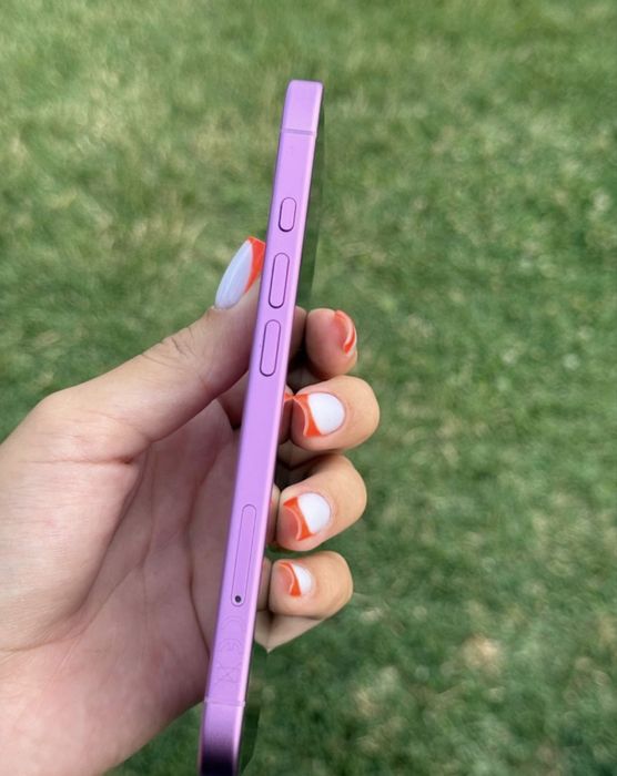 Vand Iphone 16 Pink 128 GB stare perfecta!