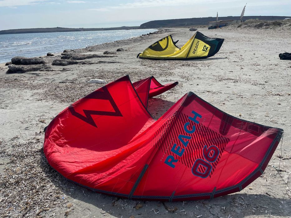 North Reach Kites + Navigator Bar