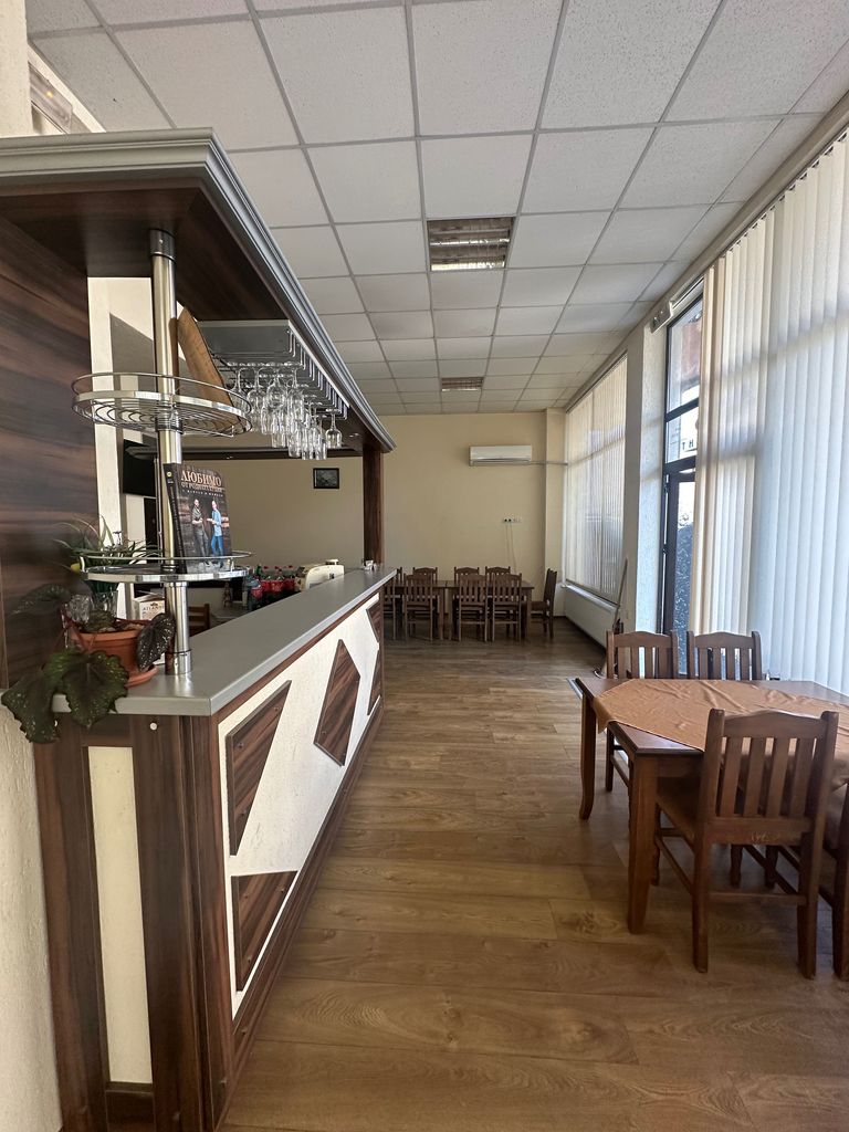 Дава се под наем Заведение в Смолян, Долно Райково - 120 кв.м за 489.6 € - Снимка #5