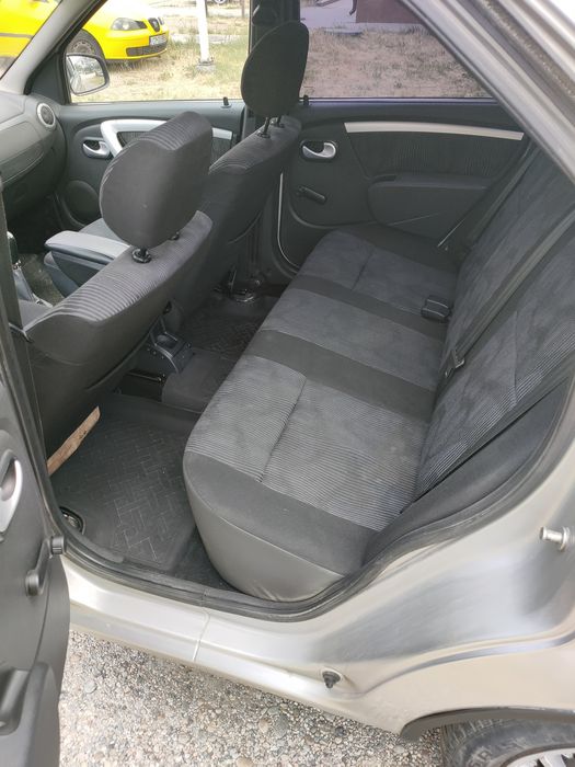 Vând Dacia Logan 1.6+gpl