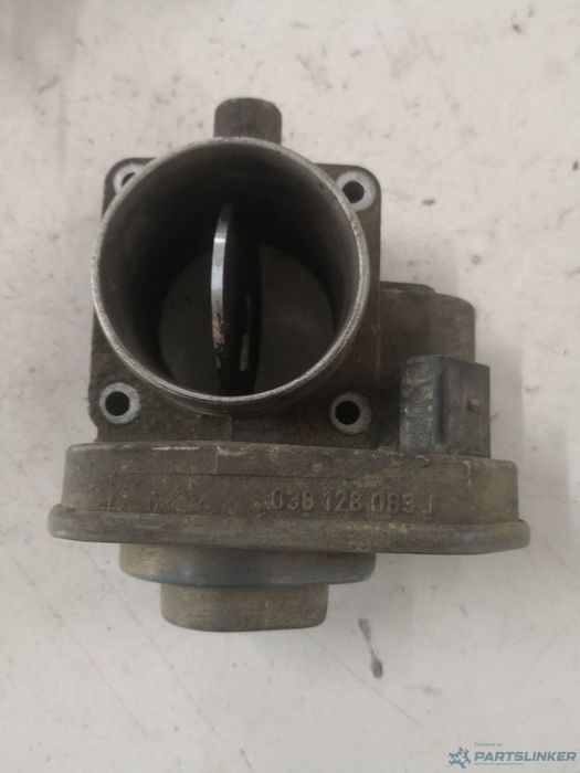 Clapeta acceleratie VOLKSWAGEN CADDY (6K9, 9E7, 9E9) 038128063j