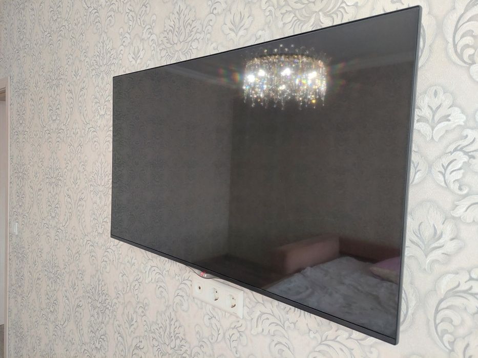 Телевизор LG smart