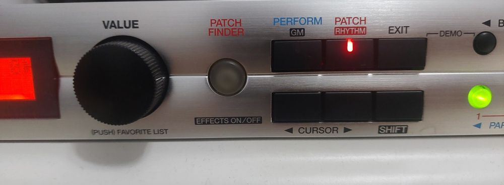 Sintetizator Roland XV5050