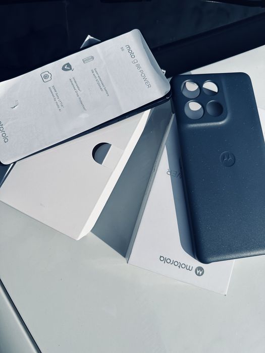 OFERTA vand Motorola ag86 5 G nou