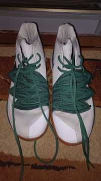 Продам кроссовки nike kyrie 5 white green баскетбольные
