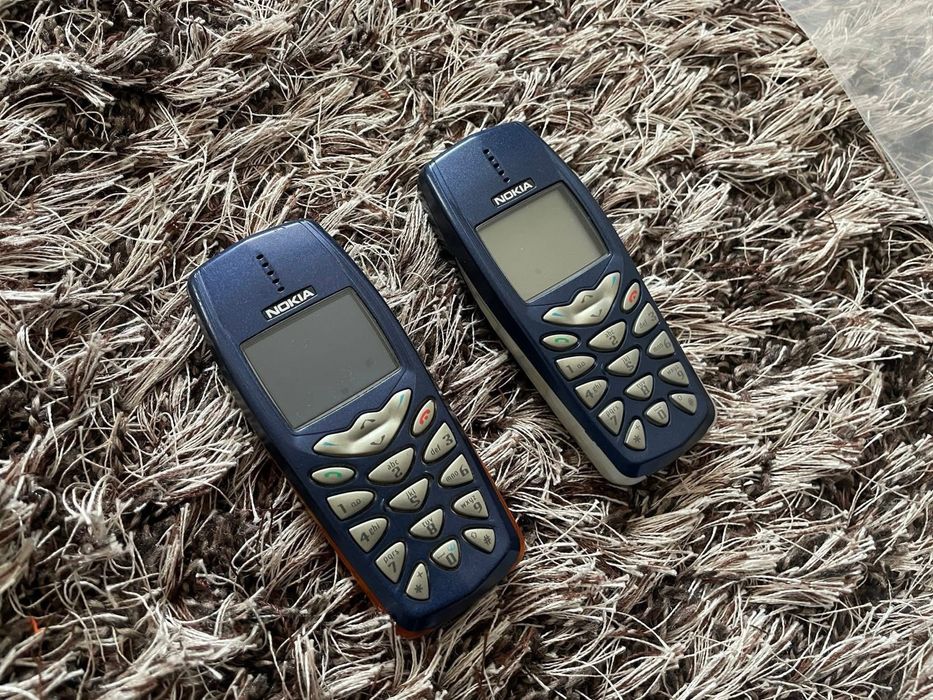 Nokia 3510 si 3510i functional, stare foarte buna!! De colectie!