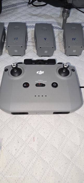 Drona DJI Air 2S  4 acumulatori !