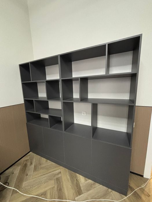 Шкаф темный новый