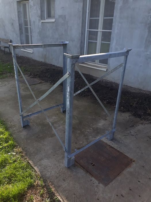 Vand schela metalica