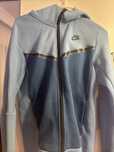 Vand Nike tech fleece compleu marimea xs