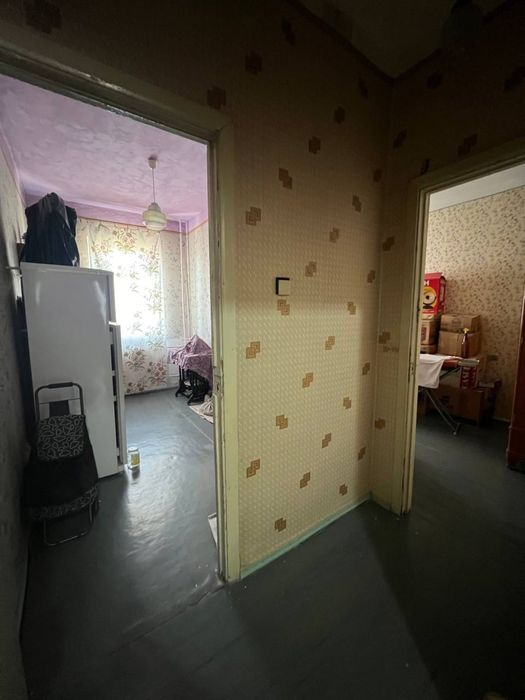 УЗГАРИШ массив, продается 4 комн квартира на 93 м2 , метро 5 минут