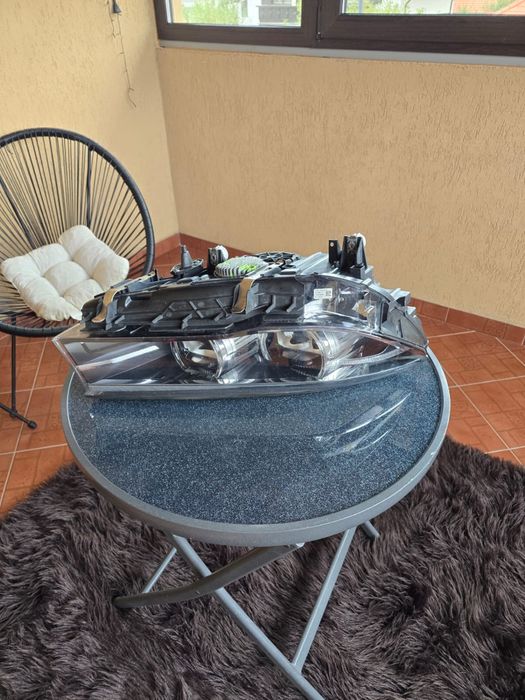 Vand far dreapta bmw seria 7 BMW LED