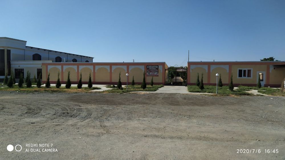 Бино сотилади срочно