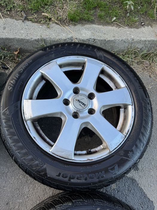 Джанти Autec 16-ски 5х112 с гуми
