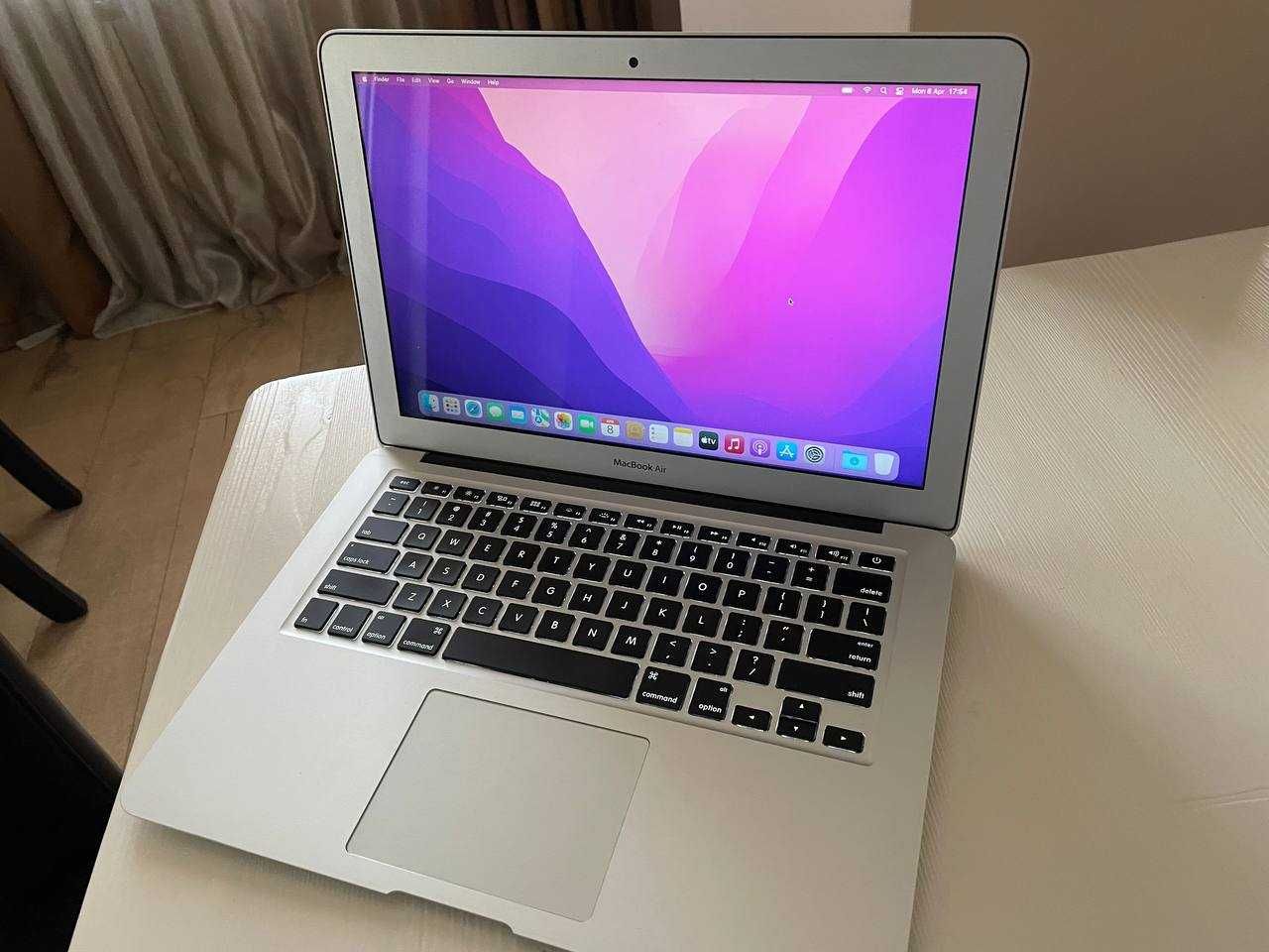 MacBook Air 2017 (13-inch)