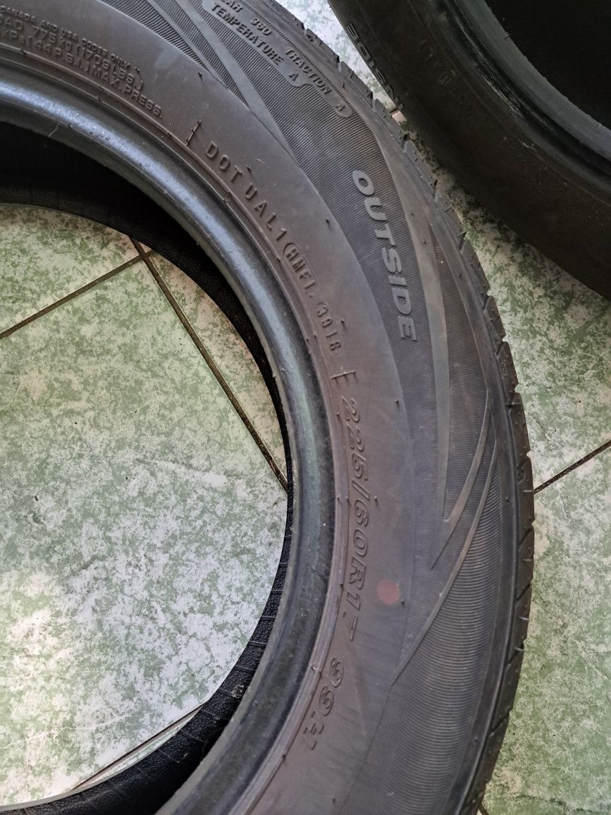 2 anvelope 225/60 R17 Nexen
