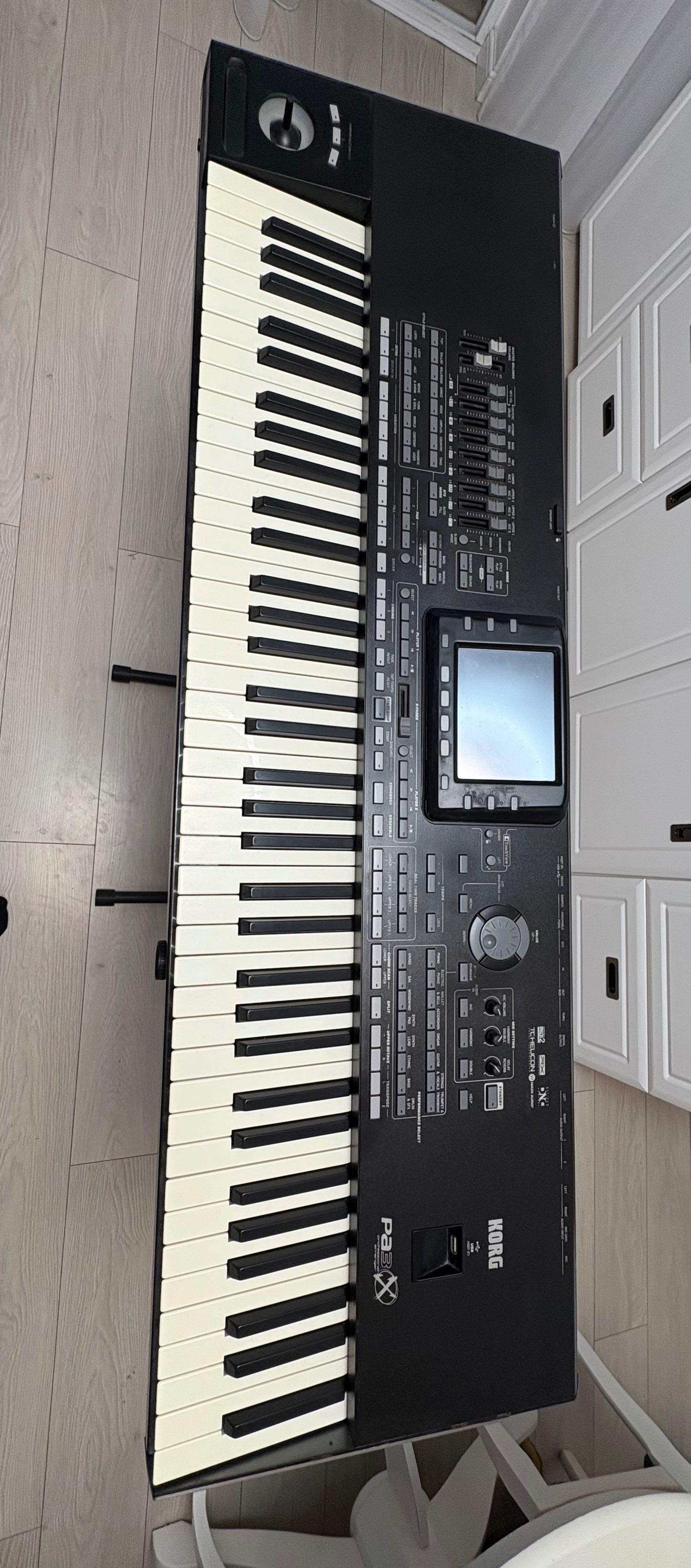 Vând Clapa Korg Pa3X