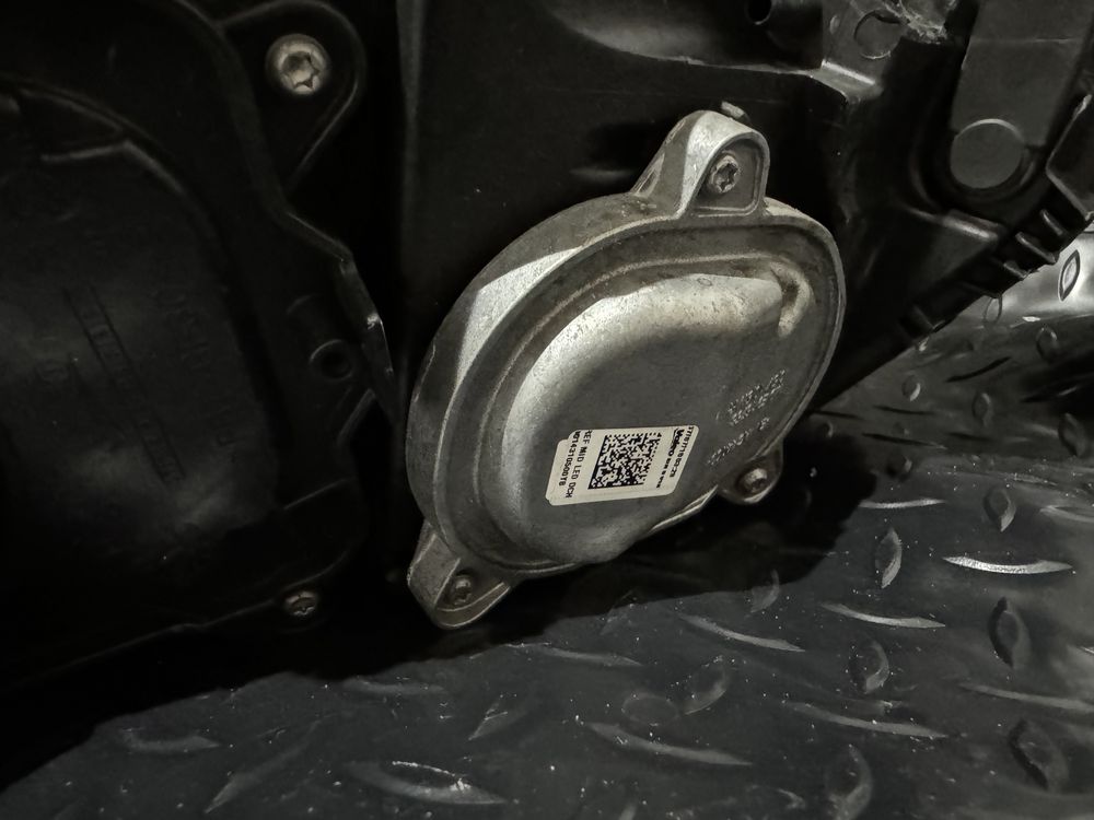 Десен фар Volkswagen Sportsvan 2014-2020+