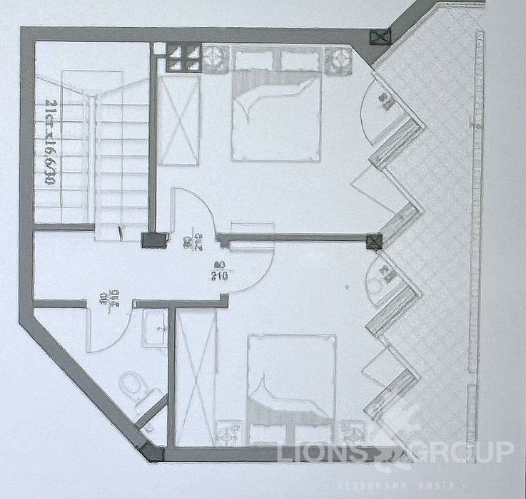 Продава се Тристаен апартамент в Варна, Център - 130 кв.м за 2933 €/кв.м - Снимка #1