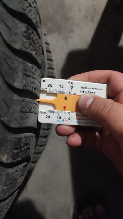 4бр. Оригинални джанти за VW 15" с хубави зимни гуми