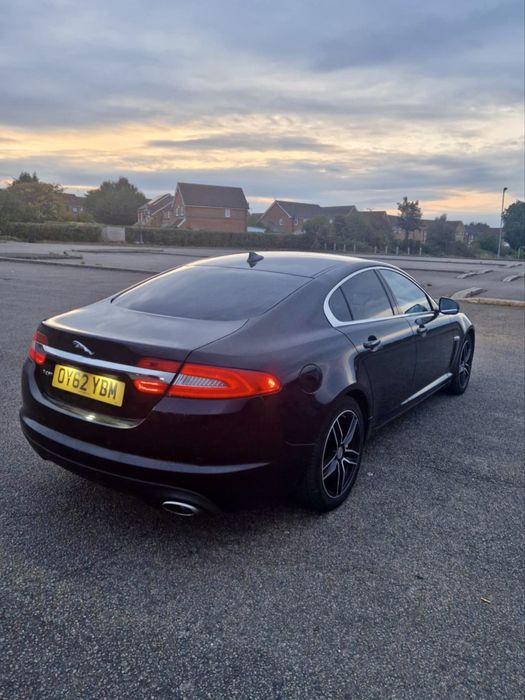 Jaguar XF Luxury