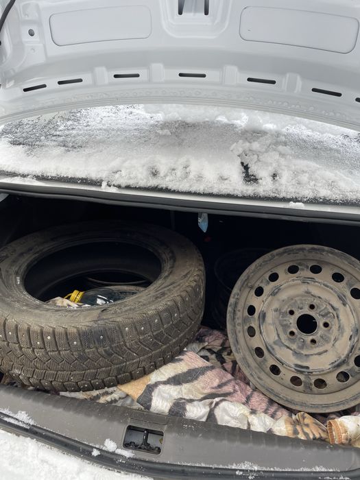 Шины зимние 205/65 R16