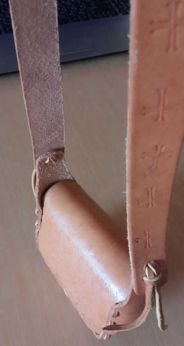 Малка дамска чанта естествена кожа ръчна изработка