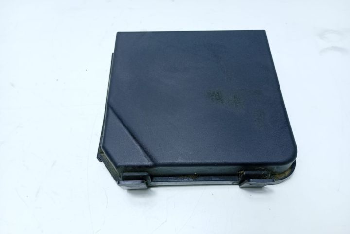 Capac tablou siguranta Renault Captur prima generatie (facelift) seri