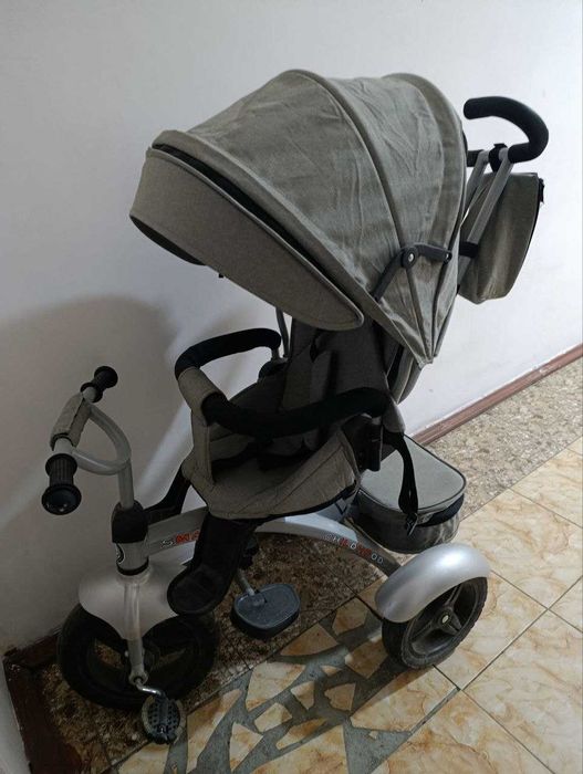 Срочно продаётся б/у детская коляска и велоколяска.