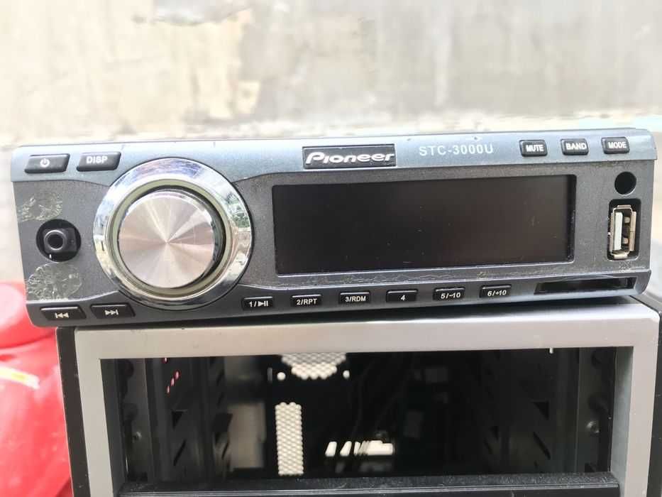 ХИТ! радио  за кола STC - 3000U, USB, SD, 4 x 50W