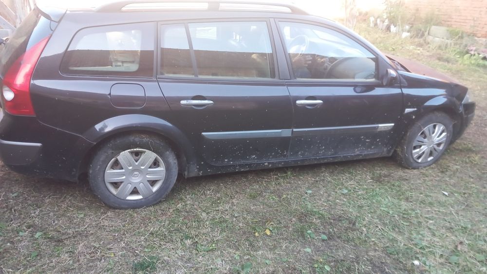 Vând Renault megane