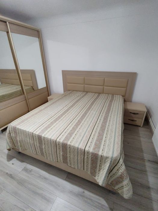 Vand dormitor in stare impecabila