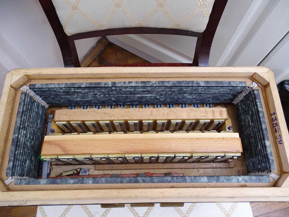 Акордеон "Weltmeister" – винтидж украса, декор - дом или заведение