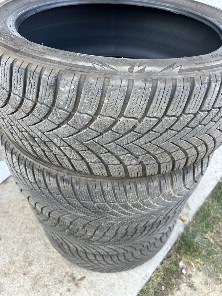 215 45 18 Bridgestone MS