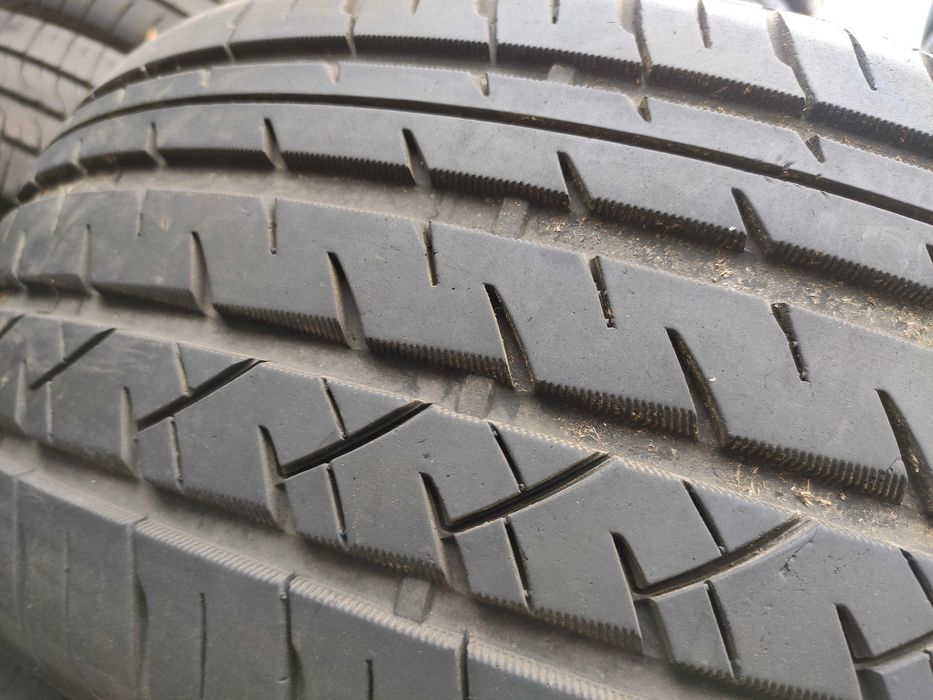 2бр Летни гуми 225 55 17 - DOT 2023