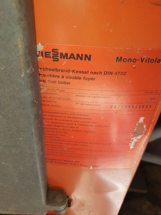 Centrală pe lemne/gaz/combustibil VIESSMANN