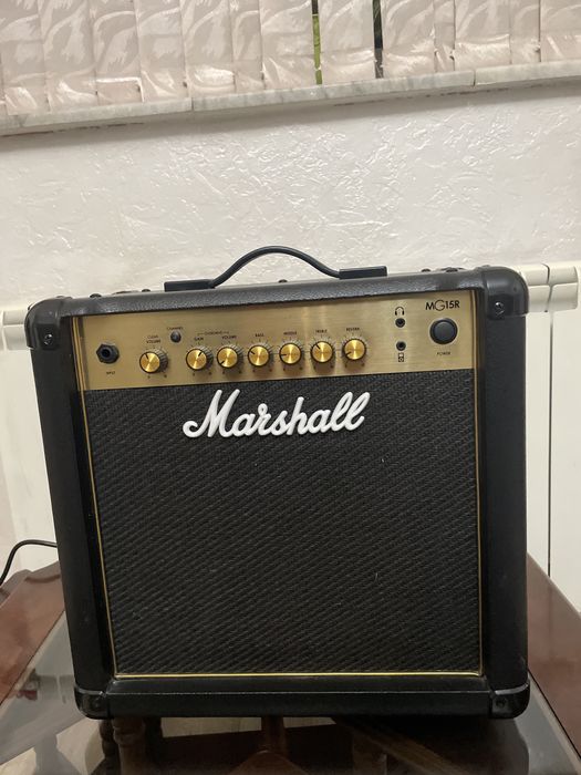 Комбоусилитель Marshall Mg15R