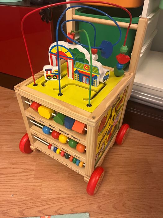 Antepremergator Din Lemn – Cub Cu Activitati 6 In 1 in Engleza