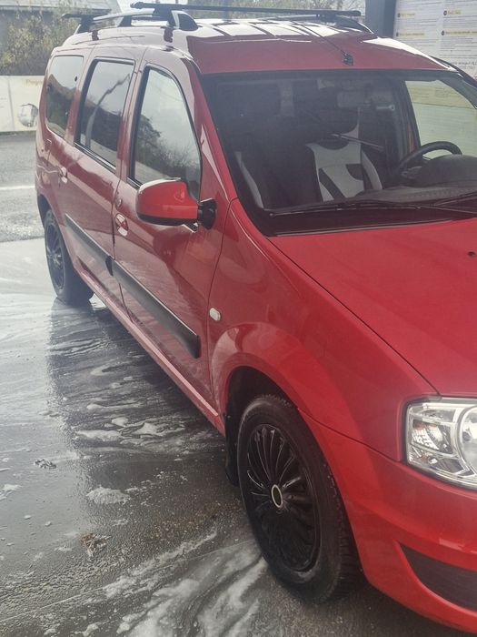 Logan mcv 2009 luna 7