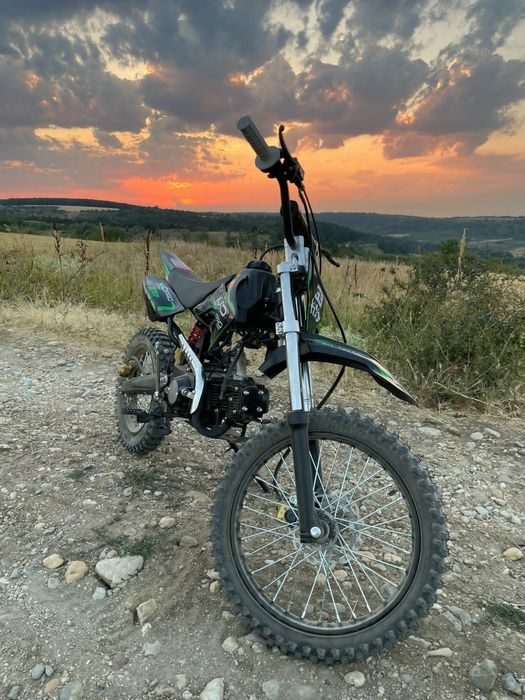 Vând cros 125cc nou