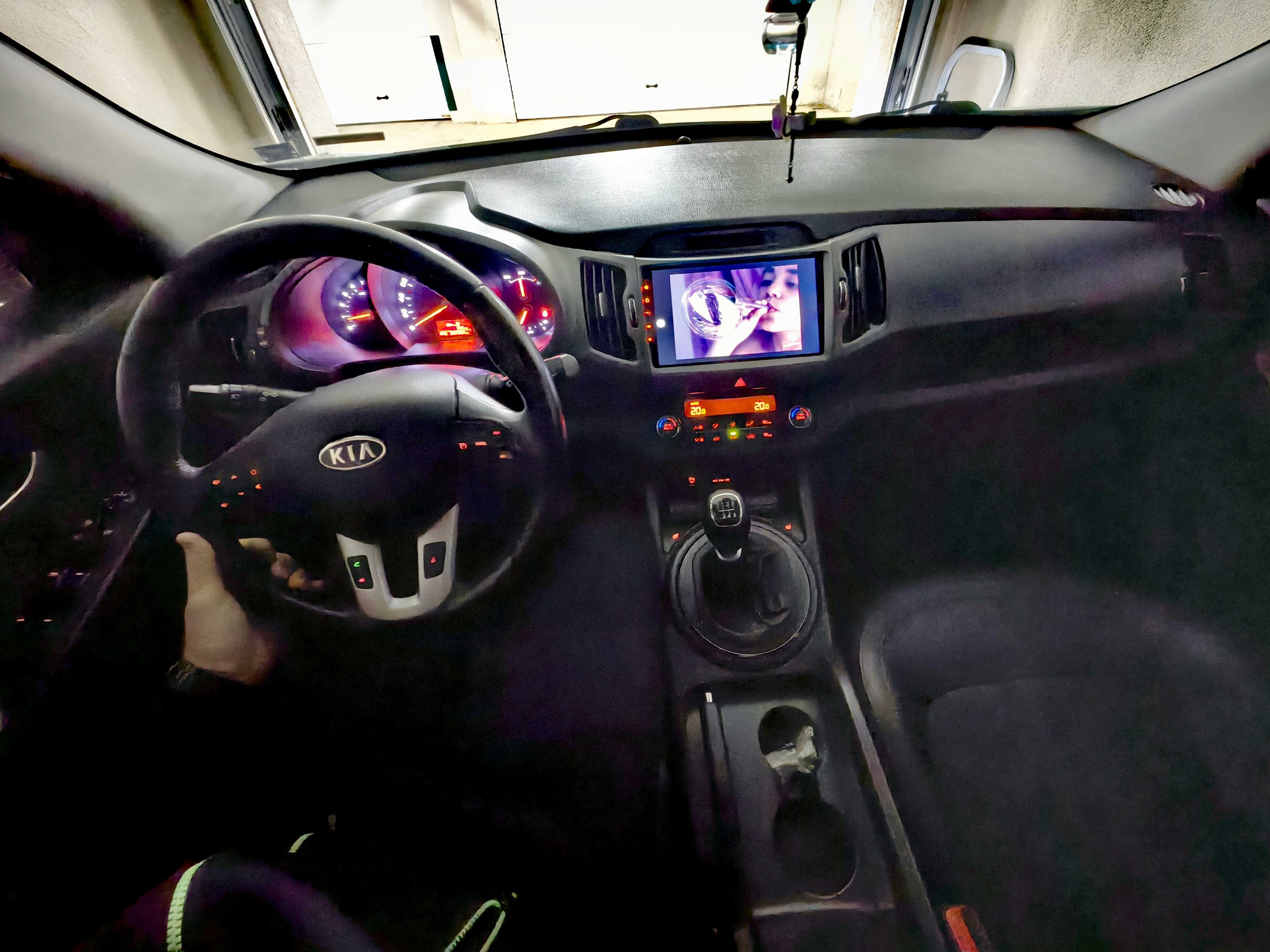 Kia (Кия) Sportage 2012 4x4 кожа