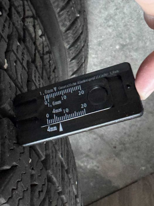 4бр. | Kumho WinterCraft | 215/60 R17 | 6мм | DOT 3121