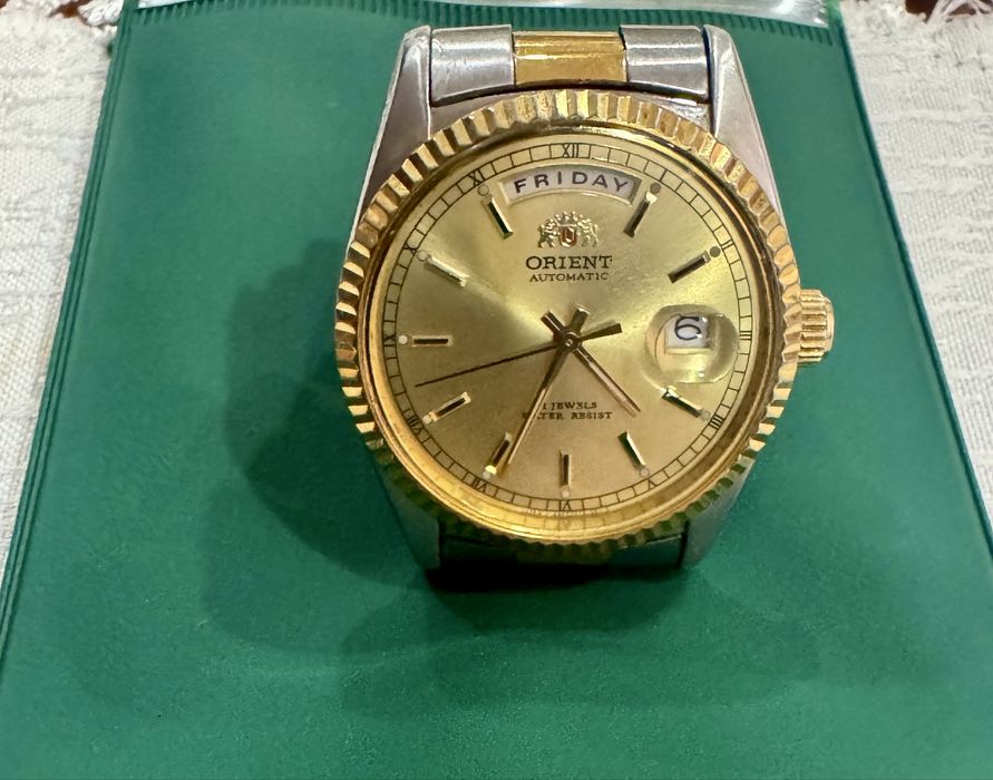 Стильные часы Orient.