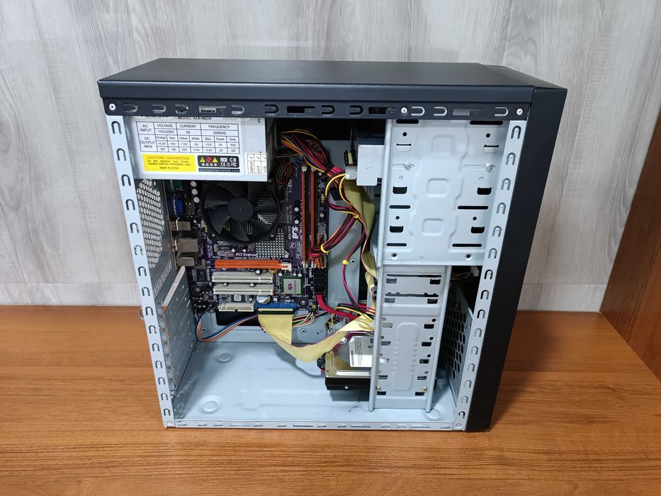 Продам старый комп Pentium E2160, 2GB DDR2, HDD 320GB.