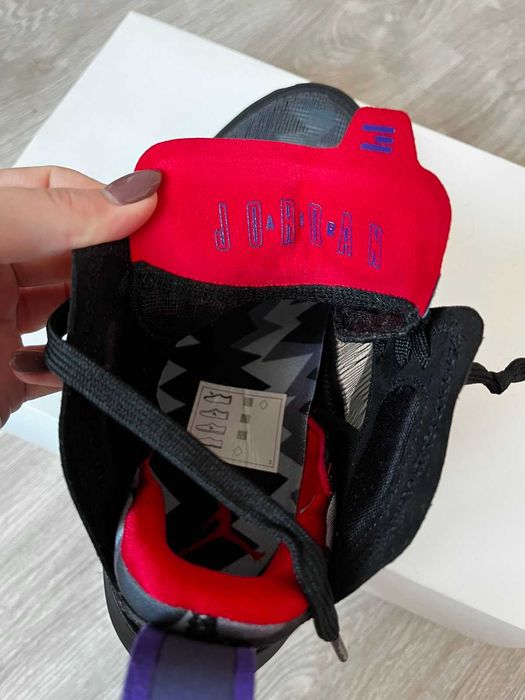 Air Jordan 37 размер 9+/ 43