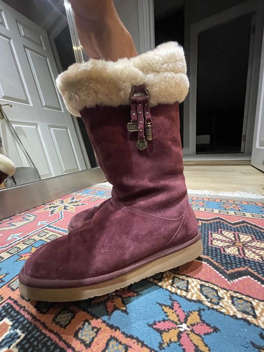 Vand UGG uri inalte cu fermoar