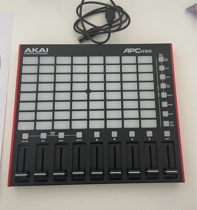 Akai APC Mini MKII