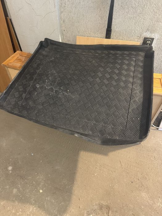 Леген за багажник Тигуан Tiguan2007-2015