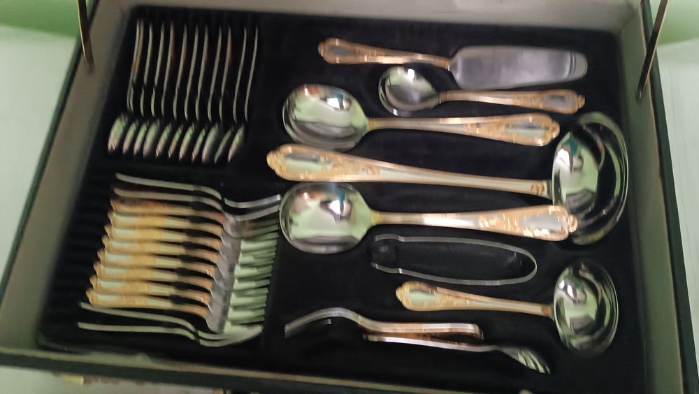 Солинген прибори за хранене 68 бр