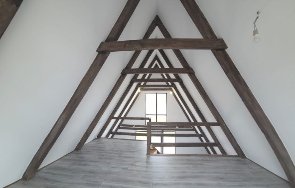 Realizam cabane și case din lemn vând sau schimb cu variante auto